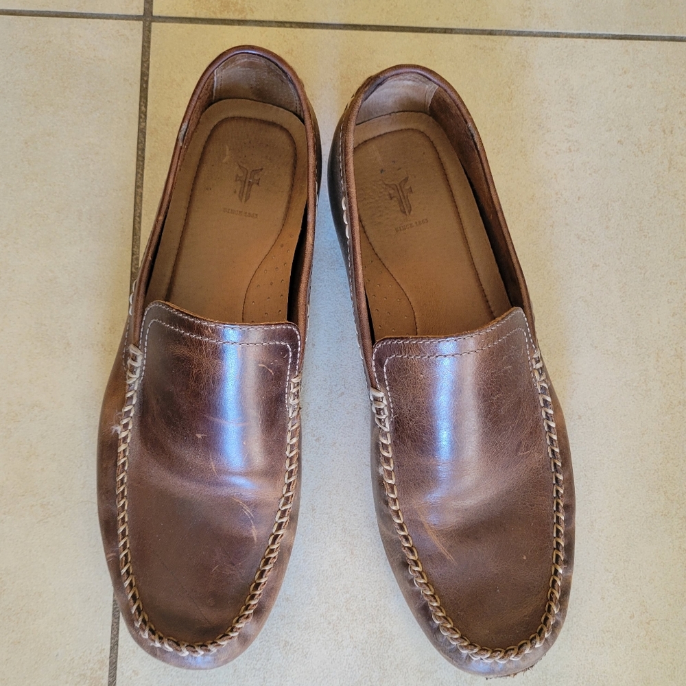 Frye Lewis Venetian Moccasins size 10.5